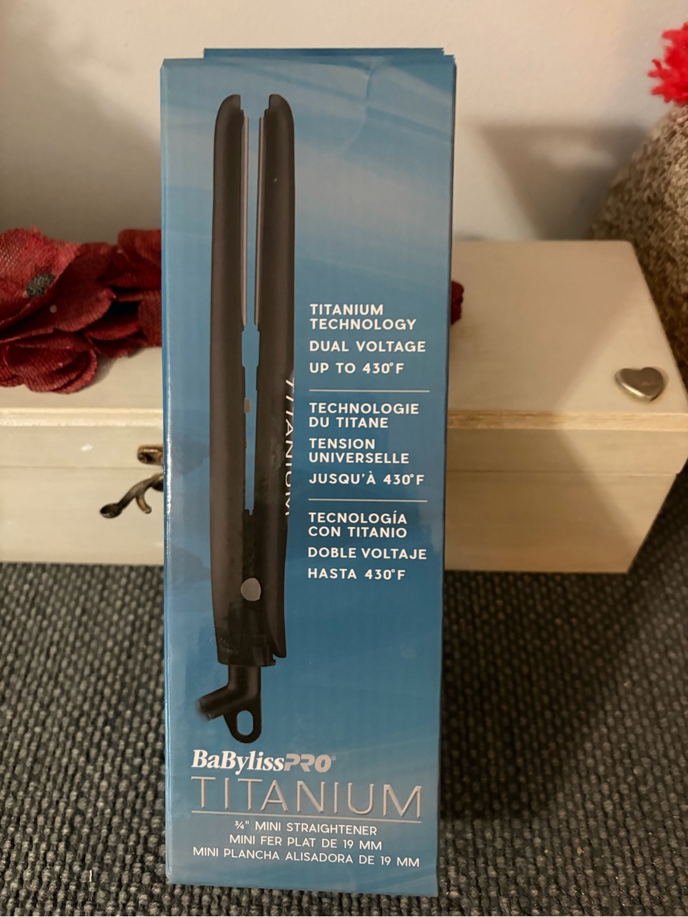 BaBylissPRO Titanium 3/4" Mini Straightener - Black/Blue Box
